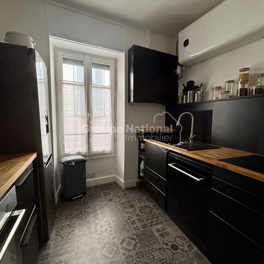 NIMES - ECUSSON, - Photo 1