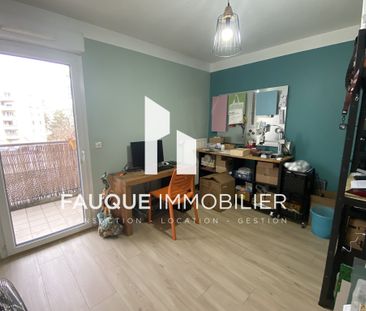 Location Appartement 3 pièces 72m² VALENCE 26000 - Photo 3