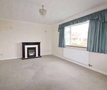 2 bedroom bungalow to rent - Photo 2