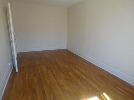 Location Appartement 2 pièces 57m² LYON 3ème - Photo 5