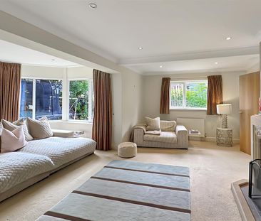 5 Bedroom House - Photo 3