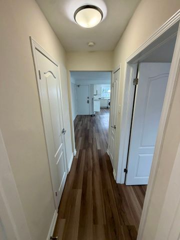 For Lease - 10 Croswaite Avenue Unit# 1, Hamilton, Ontario - Photo 3