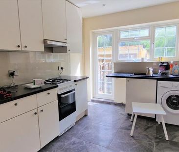 2 bedroom terraced house to rent - Photo 6