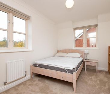 2 bedroom apartment to rent - Photo 6