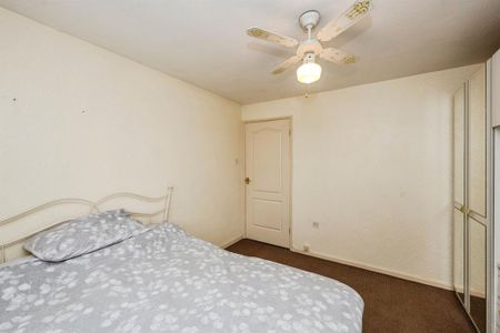 2 bedroom property to rent - Photo 4