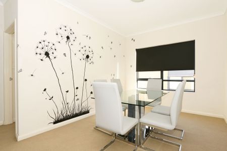 Water Front Apartment - Photo 5