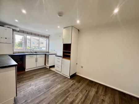 3 bedroom property to rent - Photo 4