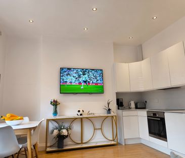 2 Bed Flat, Auriol Road, W14 - Photo 5
