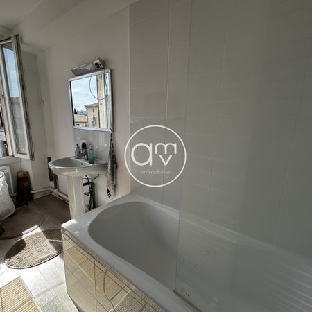 Location Appartement 2 pièces 44m² LA GARDE 83130 - Photo 4