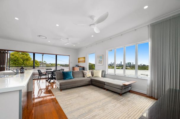 Furnished Character Home with Breathtaking City Views - Photo 1