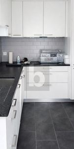 MODERN WITH LAKE VIEW - Foto 3