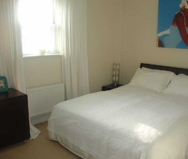 2 Bed Apartment - Photo 6