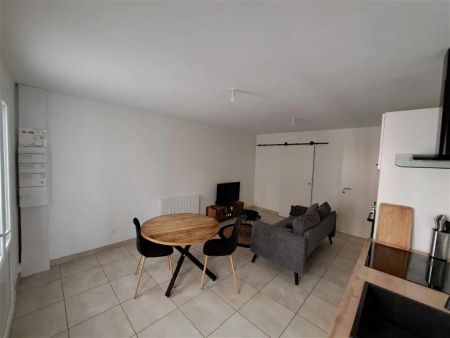 Location appartement 2 pièces - 35.28m² à Beaurepaire (38270) - Photo 3