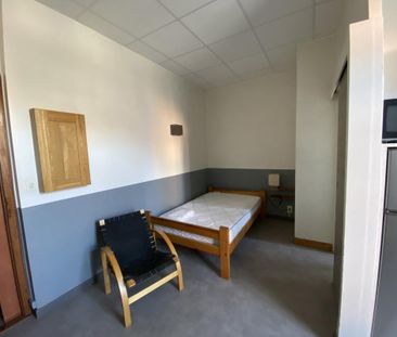 Location Appartement 1 pièce Meublé 21m² CHAMBERY 73000 - Photo 2