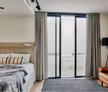 Studio Courtyard - Photo 4