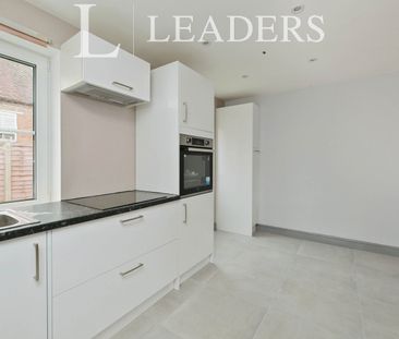 3 bedroom detached to rent Foundry House, Daventry, NN11 4RH - Photo 3