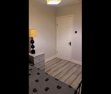 Room in a Shared House, Marple Road, SE20 - Photo 1