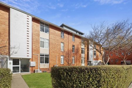 Stylish City-Fringe Living - Photo 2