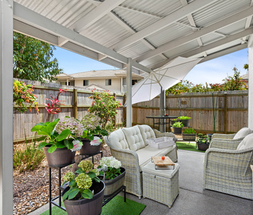 Modern 3 Bedroom Townhouse - Photo 2