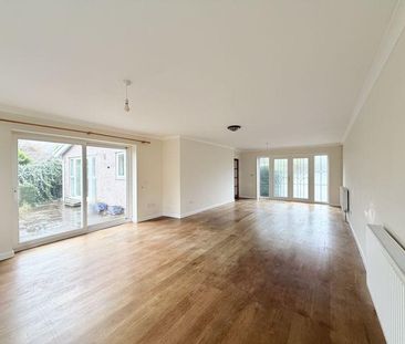 3 bedroom bungalow to rent - Photo 1