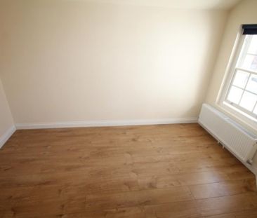 3 bedroom apartment to rent - Photo 1