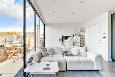 M Residence, Purley, CR8 - Photo 4