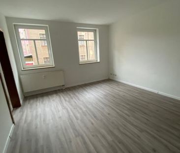 Frisch renovierte 2 Raum Wohnung Zwickau Marienthal mit Balkon ab s... - Photo 4