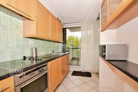 2 bedroom apartment to rent - Photo 2