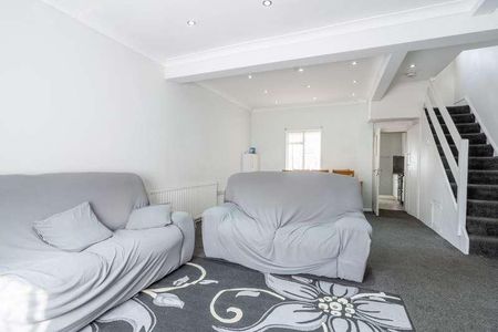 Wellington Street, Gravesend, Kent, DA12 - Photo 2