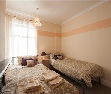 2 Bed Terraced House, Beatrice Road, LE3 - Photo 6