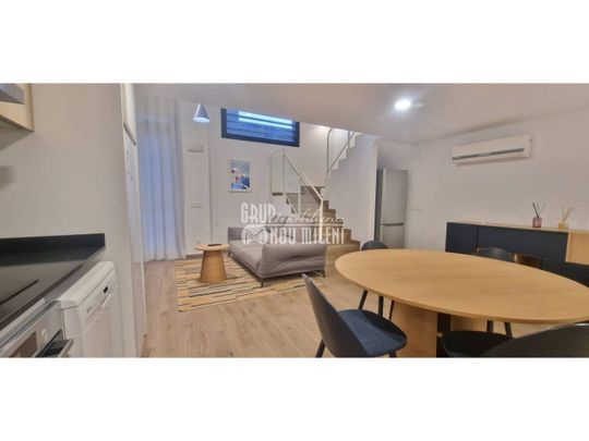 Piso de alquiler en Calle Bombero Ramon Duart, Ciutat de les Ciències i de les Arts - Justicia - Photo 1