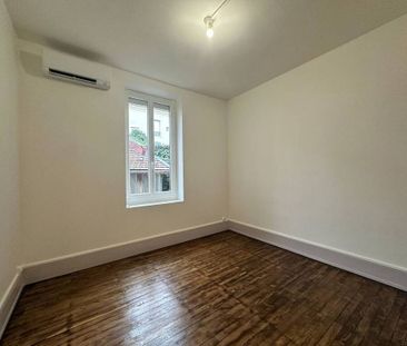 Location Appartement 2 pièces 48m² GRENOBLE 38000 - Photo 2