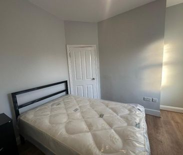 1 Bedroom Room To Rent - Photo 3