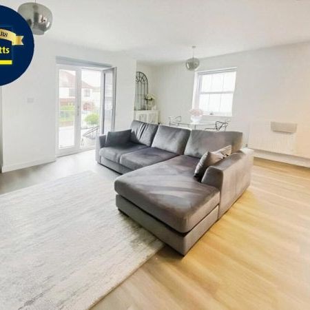 Lynmouth Avenue,Moulsham - CM2 - Photo 1