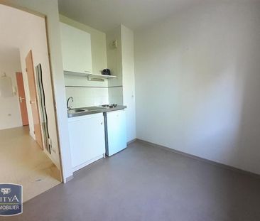 Location Appartement 1 pièce 30m² POITIERS 86000 - Photo 4