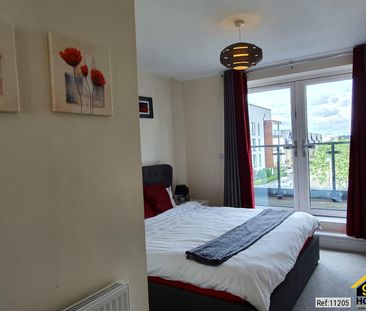3 bed Semi-detached in Elderberry Close, Kings Park Harold Wood, Romford, RM3 0JY - Photo 5