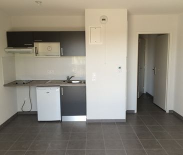 Location Appartement 1 pièce 23m² ROYAN 17200 - Photo 2