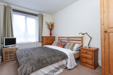 Trinity Road, Wimbledon, London, SW19 - Photo 4