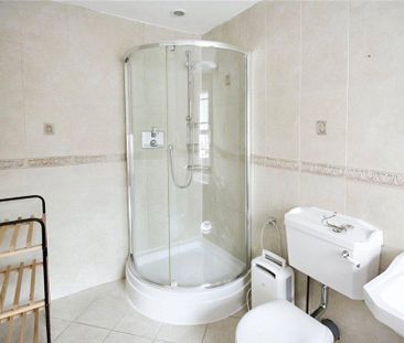 4 bedroom detached house to rent - Photo 1