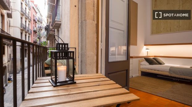 barcelona, Catalonia 08003 - Photo 1