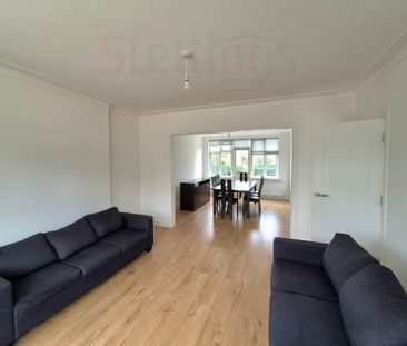 4 bedroom semi-detached house to rent - Photo 2