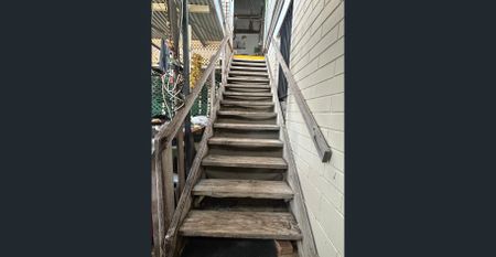 Spacious 2-Bedroom Upper-Level Unit in Prime Ballina Location - Photo 5