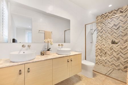 3/156A Mackenzie Street, East Toowoomba QLD 4350 - Apartment For Rent | Domain - Photo 4