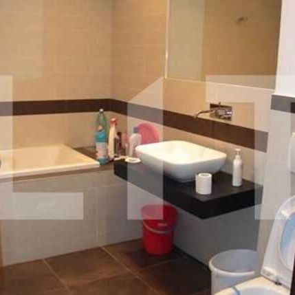 Apartament nemobilat pentru sediu de firma/locuit! - Photo 2