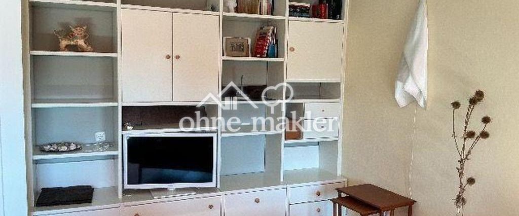 (KUNST) - voll möblierte 2-Zimmer Wohnung mit grossem Balkon - Foto 1