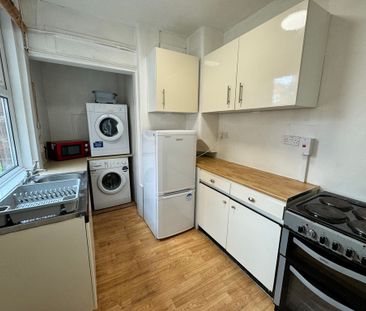 Heworth Place, Heworth - P2132 - Photo 4