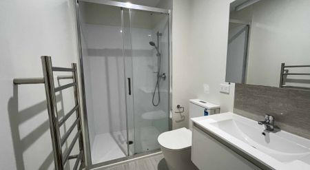 AMAZING APARTMENT AT MIDDLEMORE HOMES - Photo 5