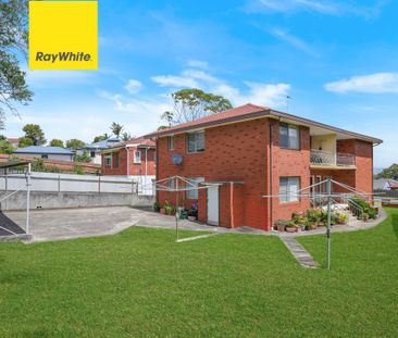 Spacious Unit with Everyday Convenience - Photo 6