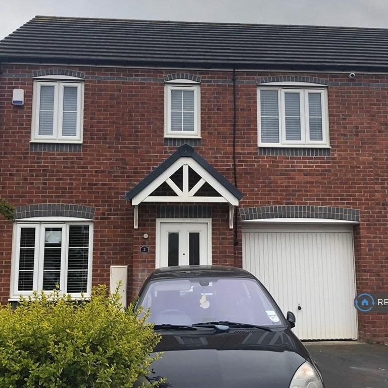 3 bedroom semi-detached house to rent - Photo 1