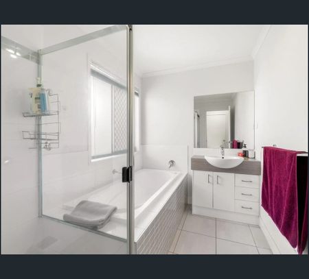 51 Glorious Promenade, Redbank Plains, Qld 4301 - Photo 4